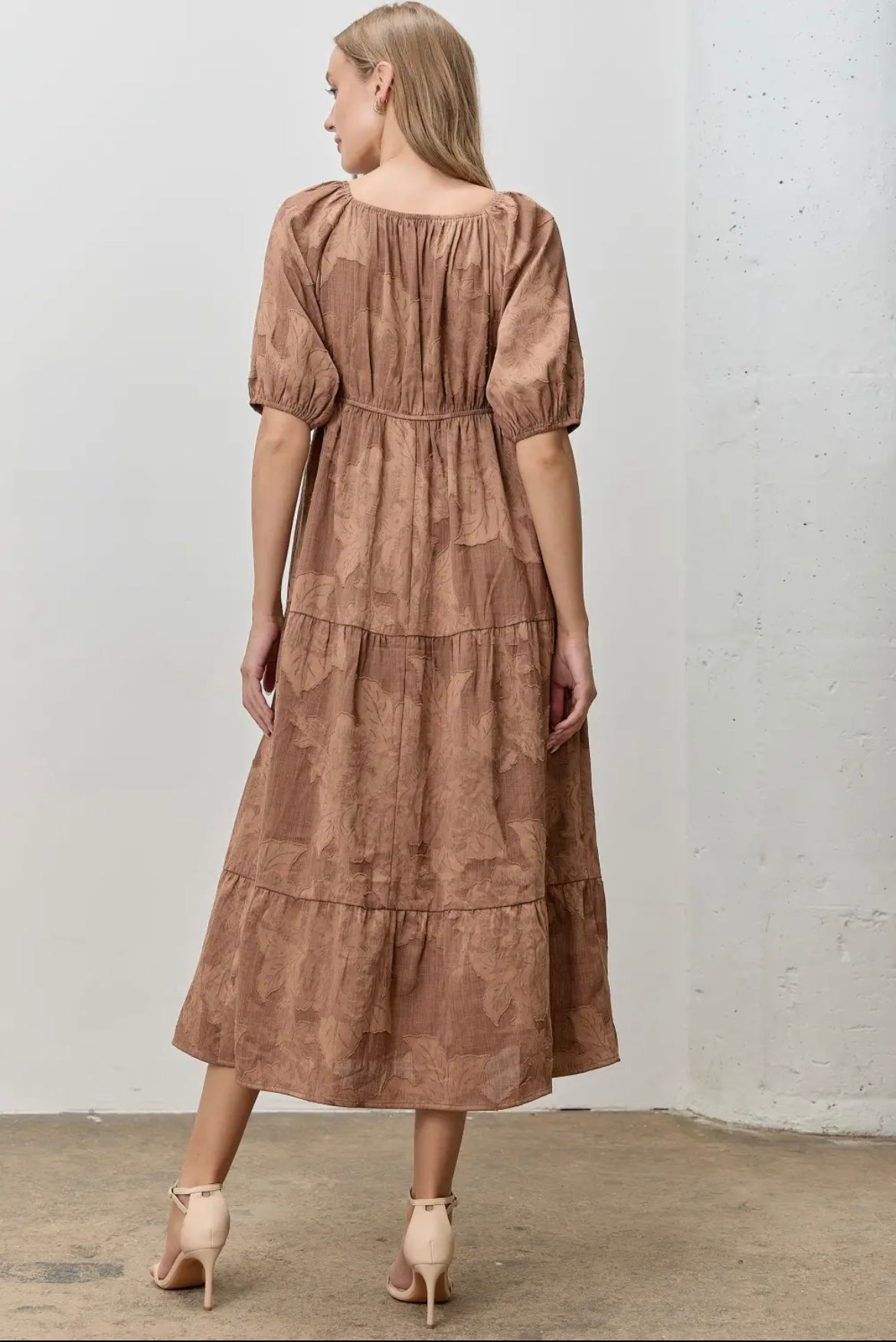 Jacquard Woven V-neck Short Sleeve Midi Dress